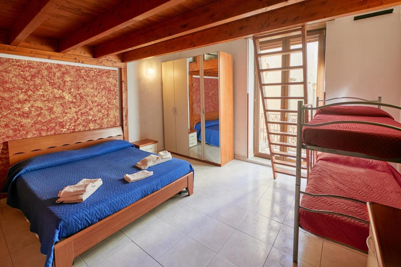 Centro Storico Rooms Gallipoli Bagian luar foto