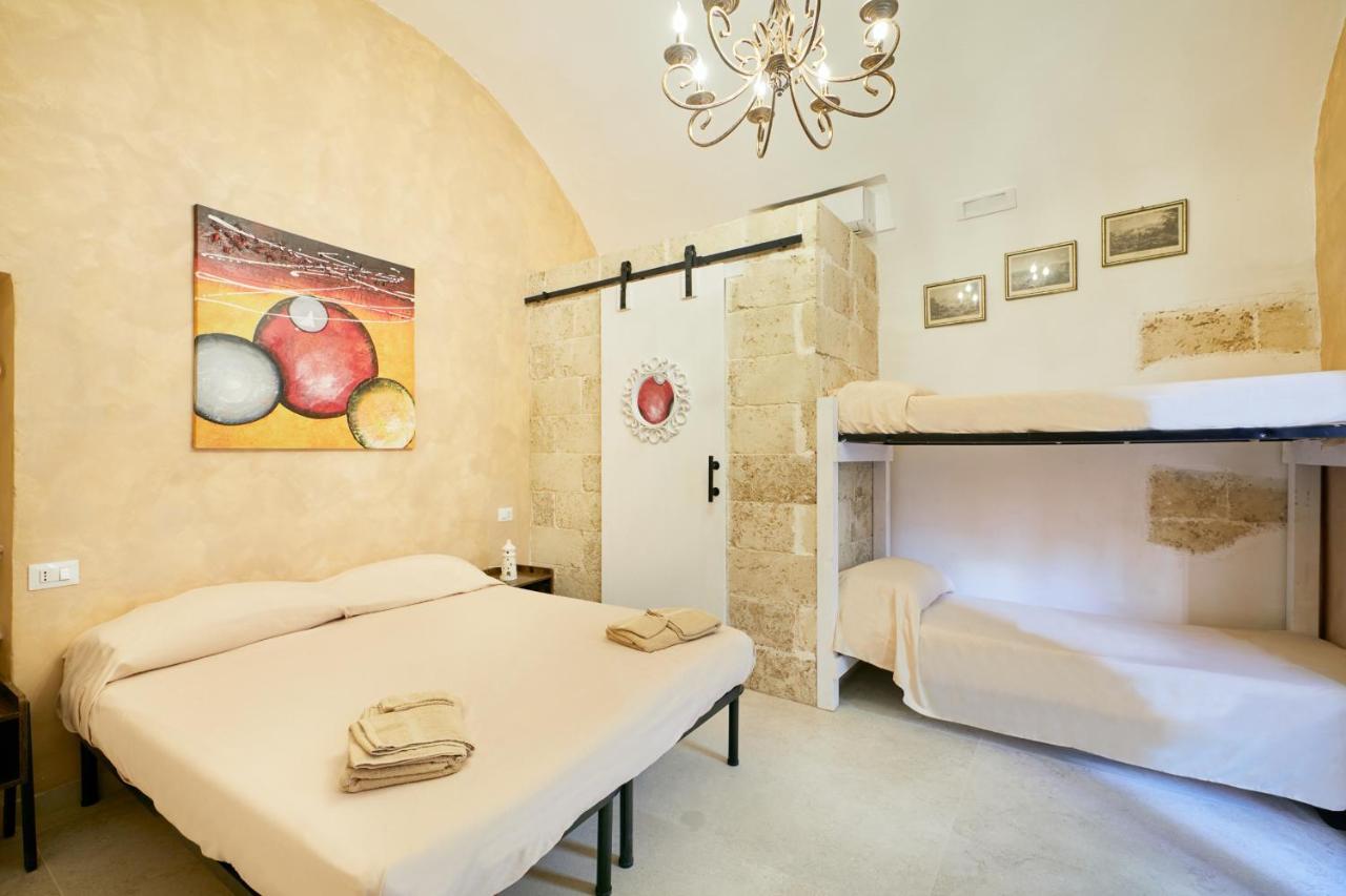 Centro Storico Rooms Gallipoli Bagian luar foto